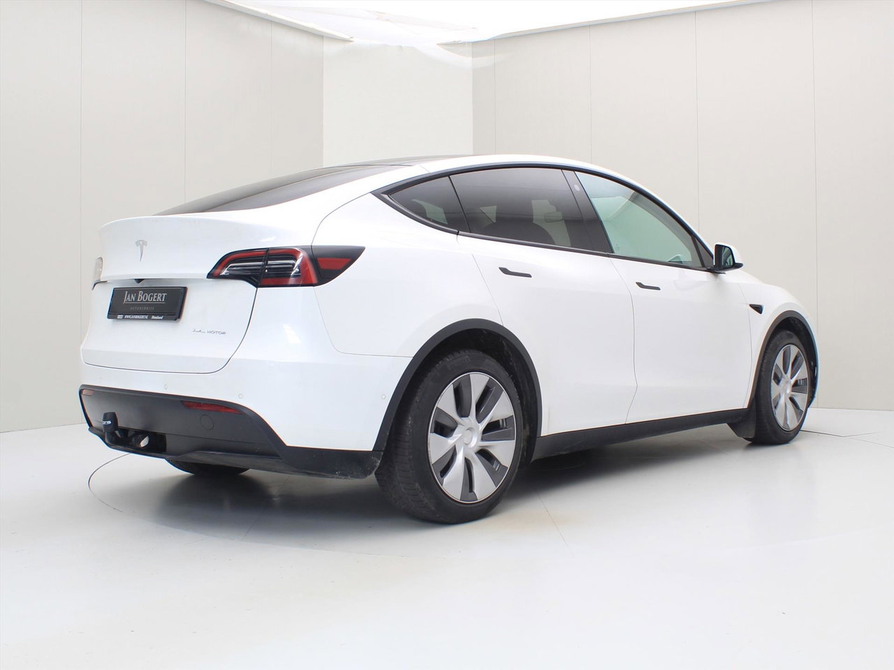 Tesla Model Y Long Range AWD 75kWh 351pk AMD RYZEN 92.5 % Soh [ TREKHAAK+AUTOPILOT+19 INCH+PREMIUM AUDIO ]
