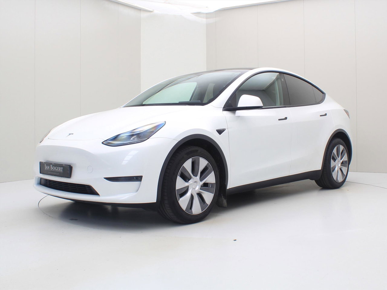 Tesla Model Y Long Range AWD 75kWh 351pk 93.4% SoH [ AMD RYZEN+AUTOPILOT+19 INCH+PREMIUM AUDIO ]