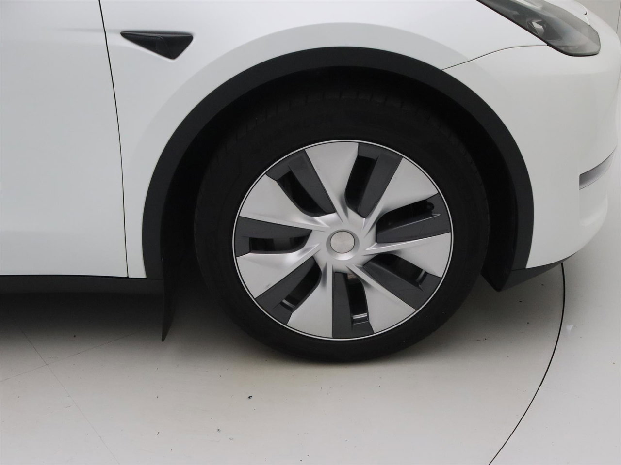 Tesla Model Y Long Range AWD 75kWh 351pk 93.4% SoH [ AMD RYZEN+AUTOPILOT+19 INCH+PREMIUM AUDIO ] 13