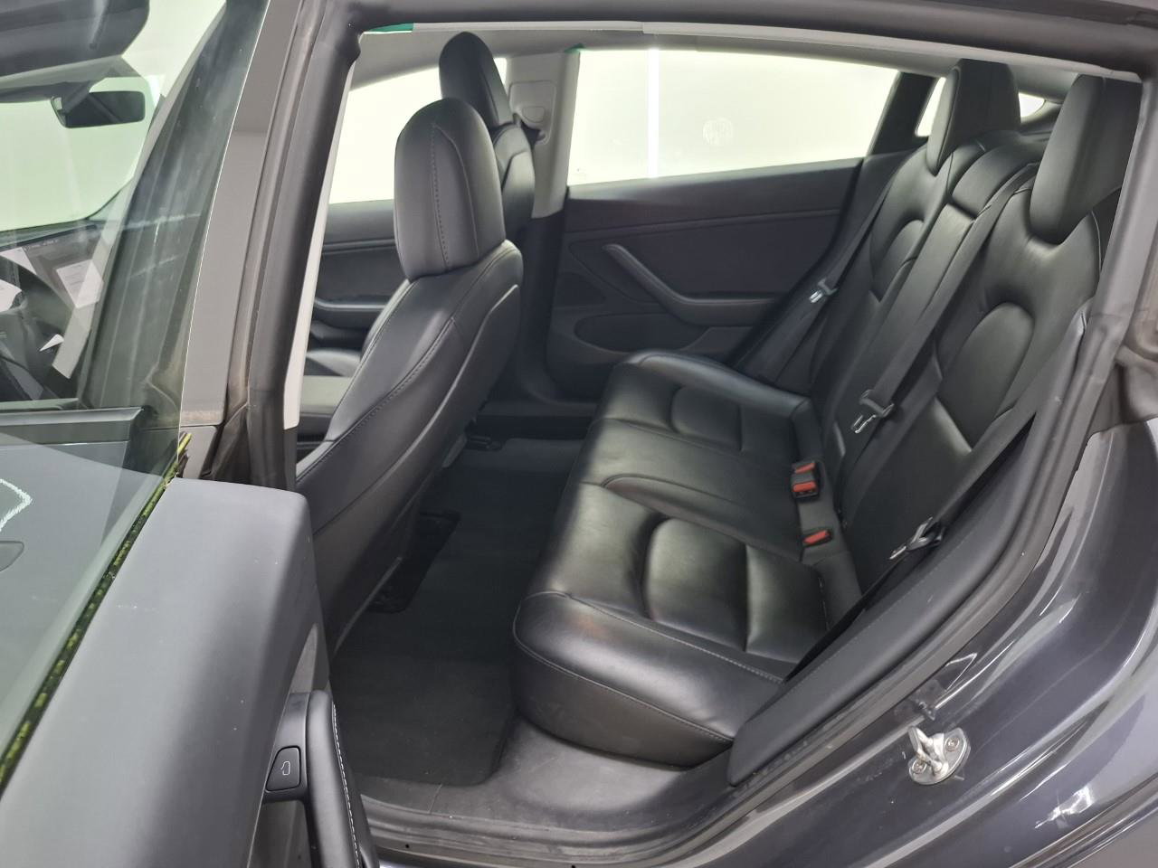 Tesla Model 3 Long-Range AWD 351pk 75 kWh 93% SoH FACELIFT [ WARMTEPOMP+AUTOPILOT+620KM WLTP ] 9