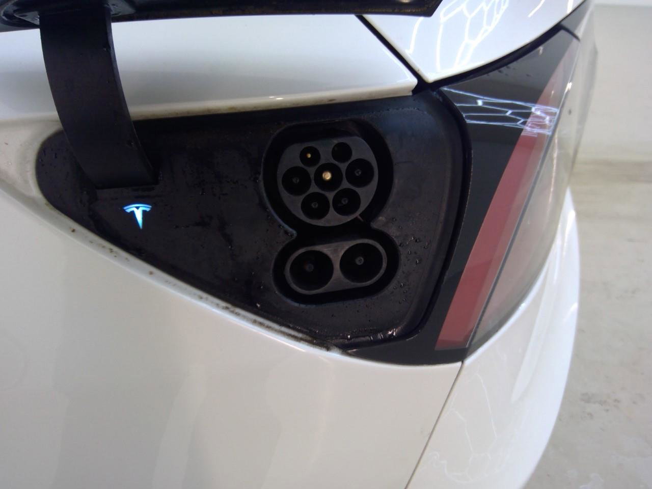 Tesla Model 3 Long-Range AWD 351pk 75 kWh FACELIFT [ WIT LEDER+WARMTEPOMP+AUTOPILOT ] 9