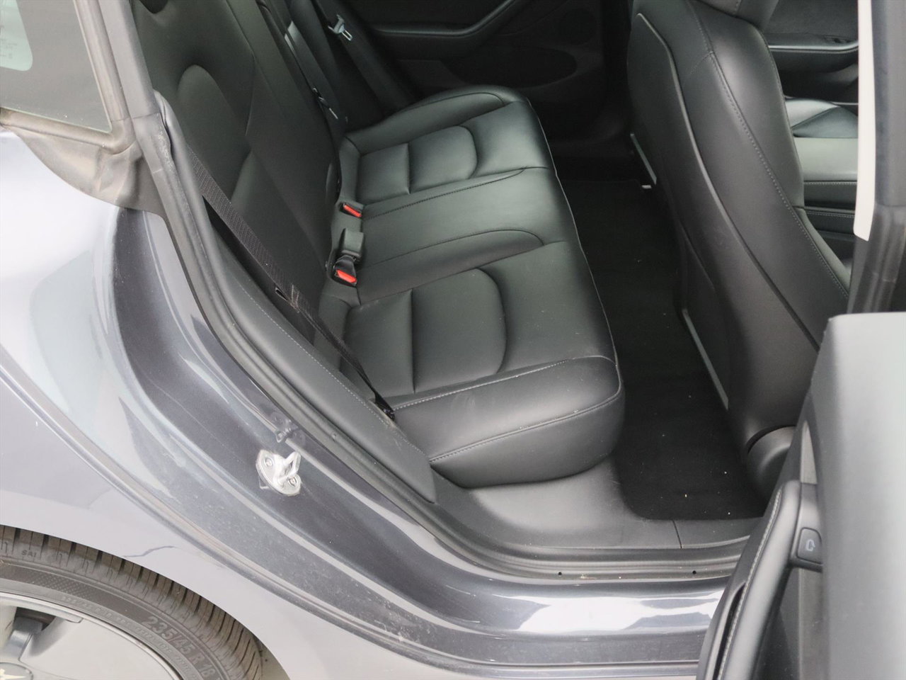 Tesla Model 3 Long-Range AWD 351pk 75 kWh UPGRADE [ RYZEN AMD+WARMTEPOMP+AUTOPILOT ] 15