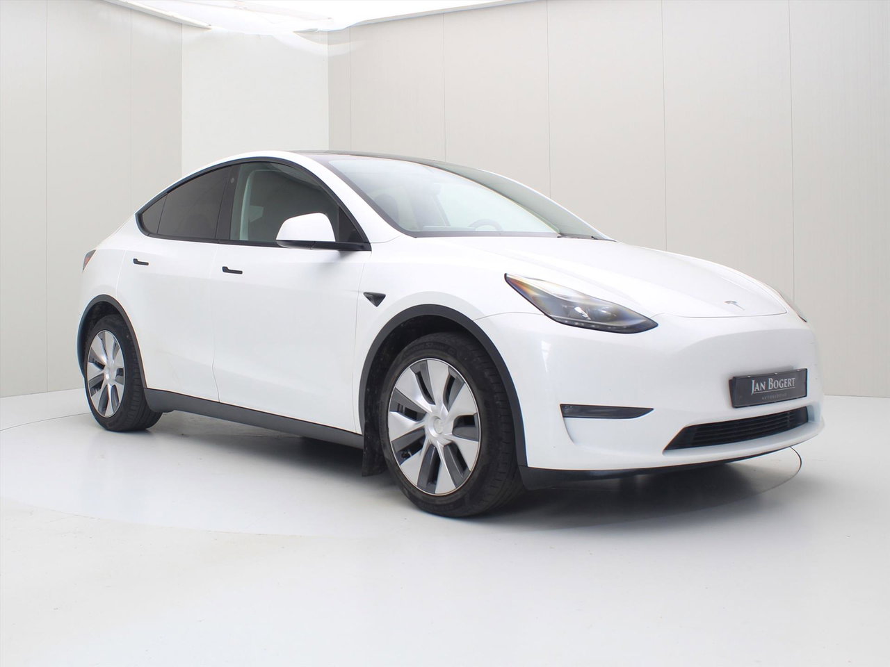 Tesla Model Y Long Range AWD 75kWh 351pk [ AMD RYZEN+AUTOPILOT+19 INCH+PREMIUM AUDIO ] 4