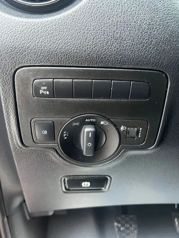 Mercedes-Benz Vito 110 LANG 6G KLIMA TEMPOMAT 2-SITZE SCHRÄNKE 20