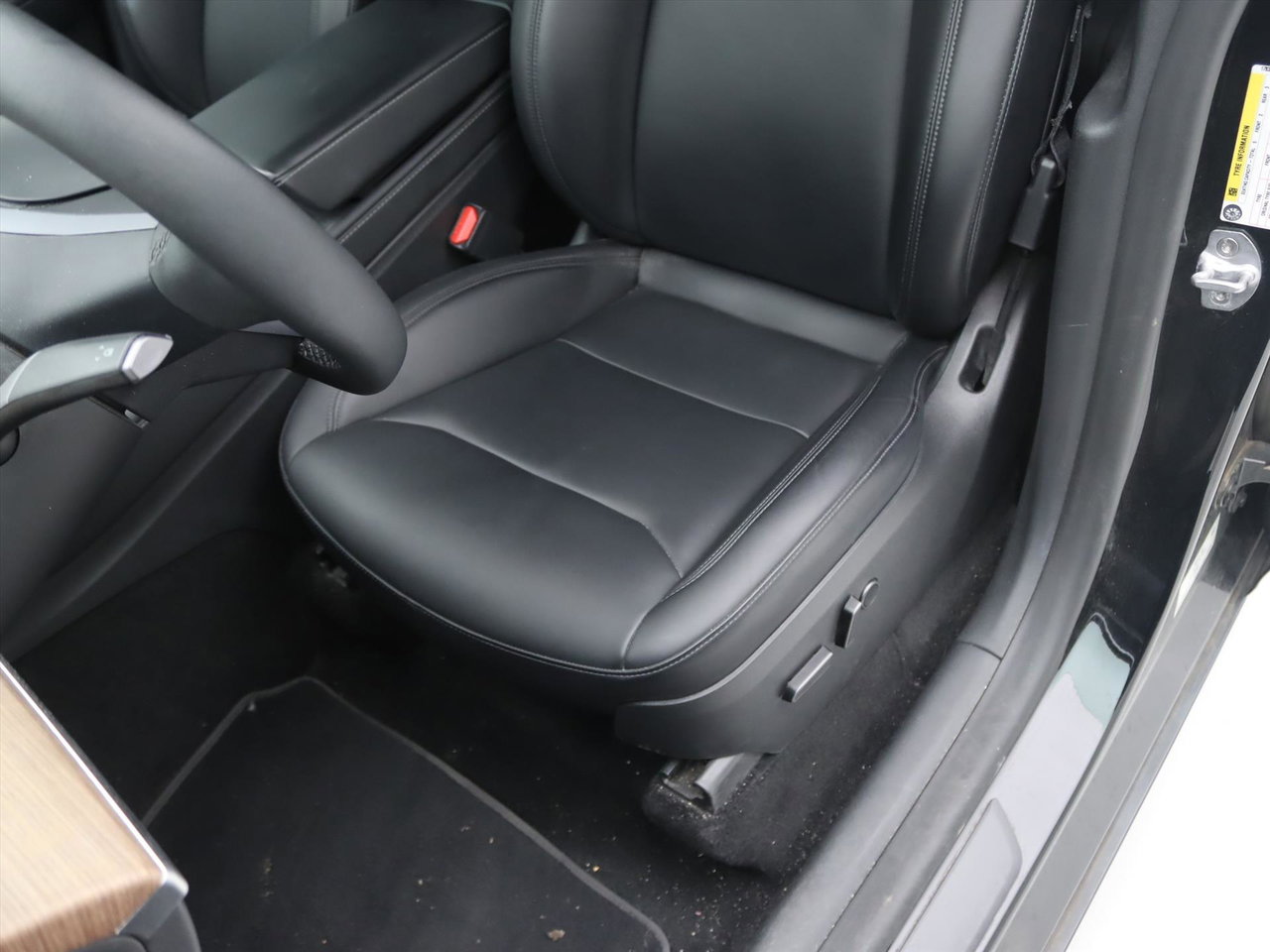 Tesla Model Y Long Range AWD 75kWh 351pk 92,7% SoH [ TREKHAAK+AMD RYZEN+ENHANCED AUTOPILOT+19 INCH+PREMIUM AUDIO ] 23
