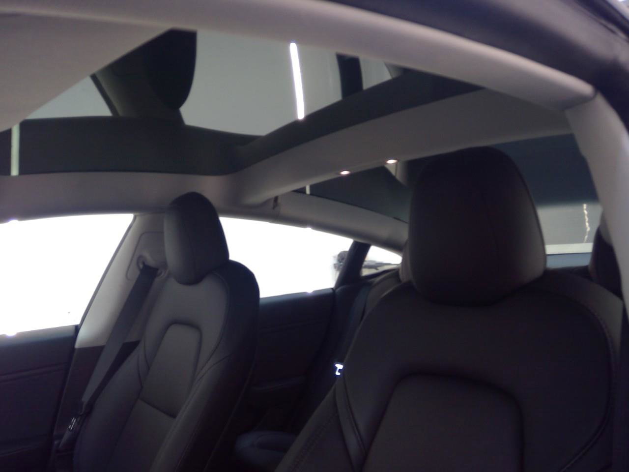 Tesla Model 3 Long-Range AWD 351pk 75 kWh FACELIFT 91% SoH [ WARMTEPOMP+AUTOPILOT+620KM WLTP+PREMIUM AUDIO ] 17