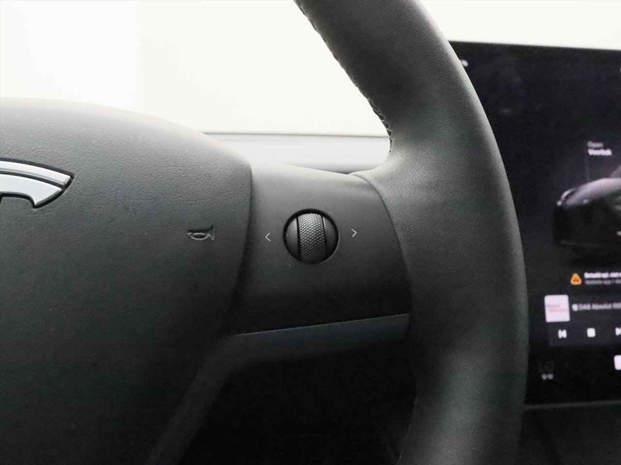 Tesla Model Y Long Range AWD 75kWh 351pk 93.4% SoH [ AMD RYZEN+AUTOPILOT+19 INCH+PREMIUM AUDIO ] 23