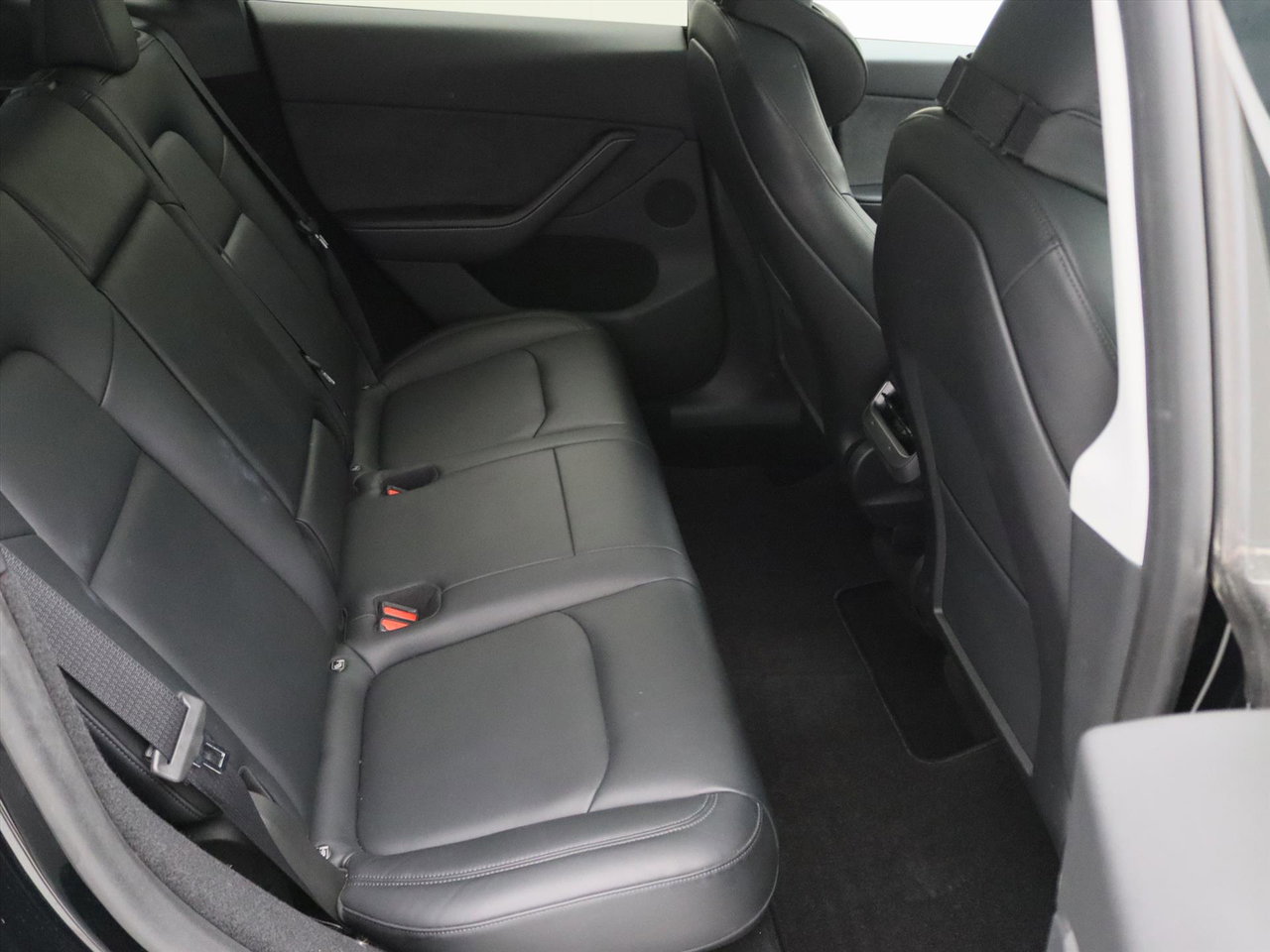 Tesla Model Y Long Range AWD 75kWh 351pk 94.7% SoH [ COCKPIT+AMD RYZEN+AUTOPILOT+19 INCH+PREMIUM AUDIO ] 10