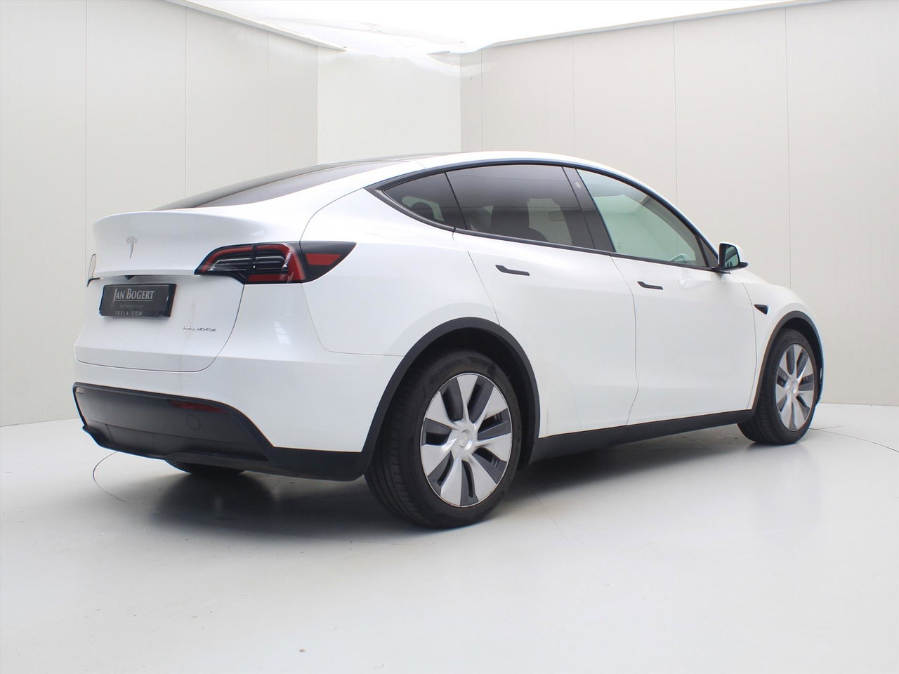 Tesla Model Y Long Range AWD 75kWh 351pk 94.4% SoH [ AMD RYZEN+AUTOPILOT+19 INCH+PREMIUM AUDIO ] 3