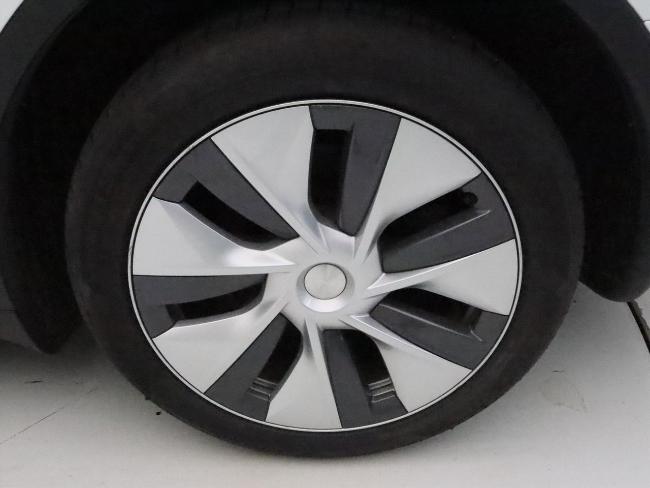 Tesla Model Y Long Range AWD 75kWh 351pk 94.4% SoH [ AMD RYZEN+AUTOPILOT+19 INCH+PREMIUM AUDIO ] 12