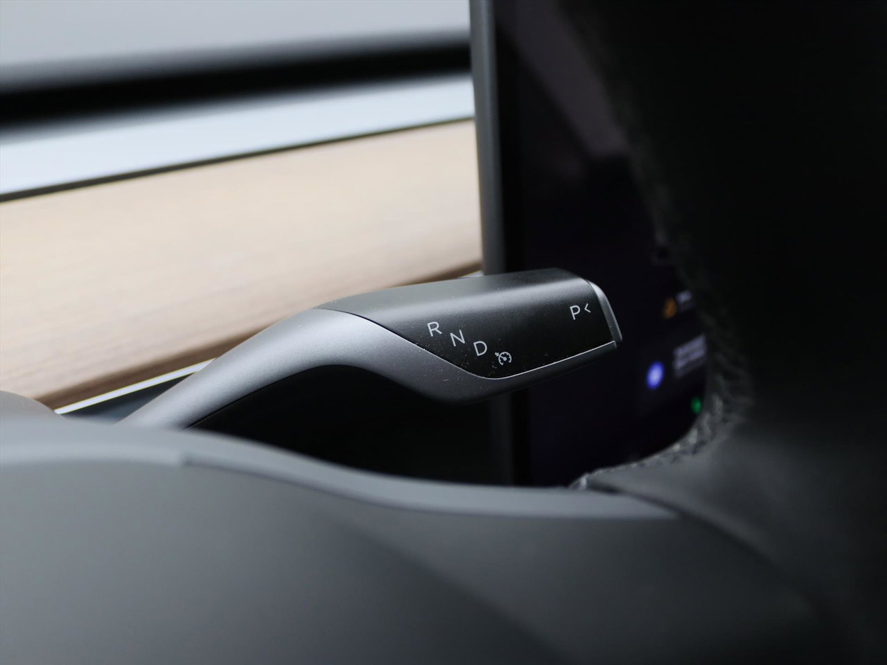 Tesla Model Y Long Range AWD 75kWh 351pk 93.3% SoH [ AMD RYZEN+AUTOPILOT+19 INCH+PREMIUM AUDIO ] 25