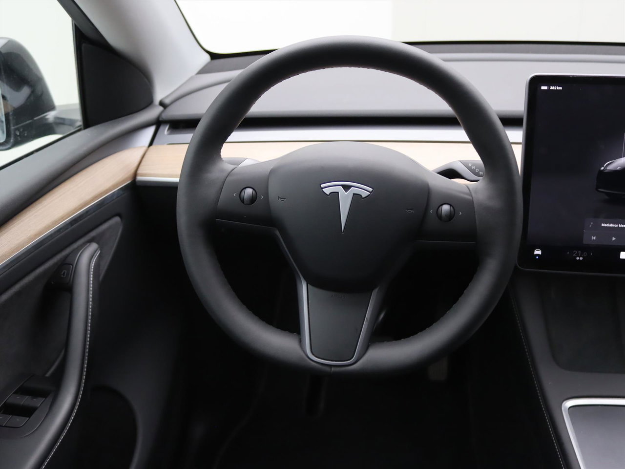 Tesla Model Y Long Range AWD 75kWh 351pk 93.2% SoH [ TREKHAAK+AMD RYZEN+AUTOPILOT+19 INCH+PREMIUM AUDIO ] 21