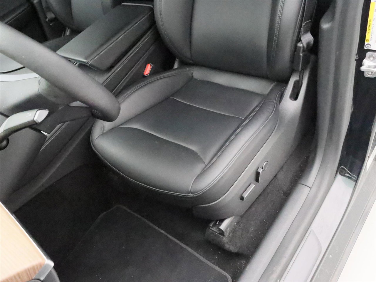 Tesla Model Y Long Range AWD 75kWh 351pk 93.2% SoH [ TREKHAAK+AMD RYZEN+AUTOPILOT+19 INCH+PREMIUM AUDIO ] 19