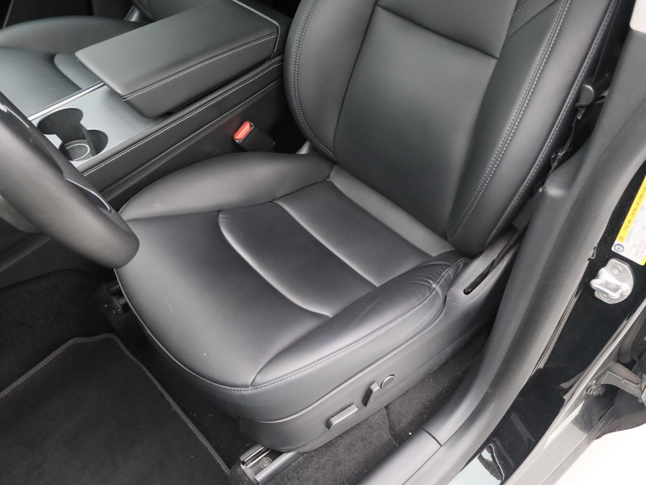 Tesla Model Y Long Range AWD 75kWh 351pk 89.7% SoH [ AUTOPILOT+19 INCH+PREMIUM AUDIO ] 17