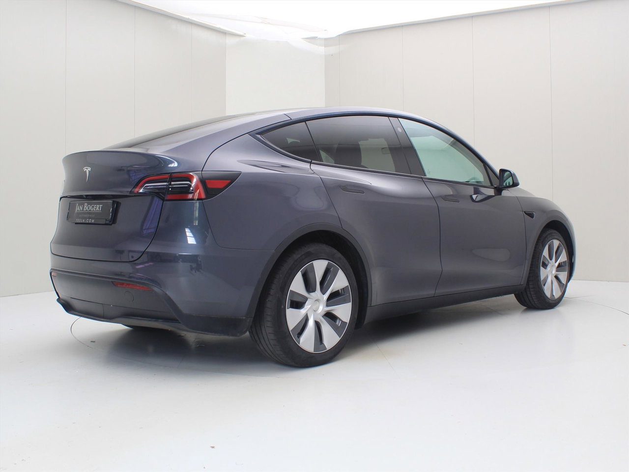 Tesla Model Y Standard RWD Plus 96.1% SoH [ AMD RYZEN+LFP-ACCU+WARMTEPOMP+AUTOPILOT ] 3