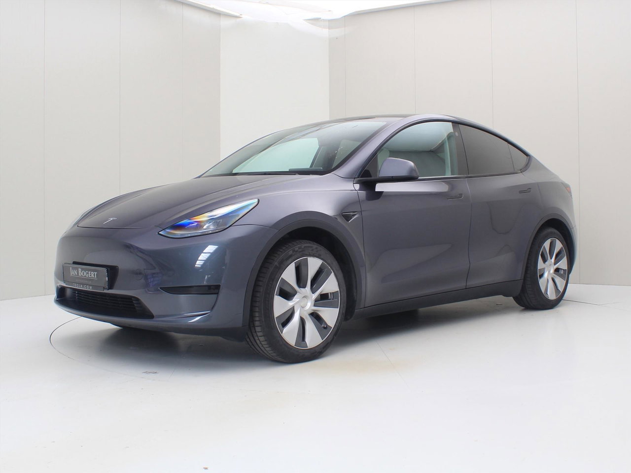 Tesla Model Y Standard RWD Plus 96.1% SoH [ AMD RYZEN+LFP-ACCU+WARMTEPOMP+AUTOPILOT ]