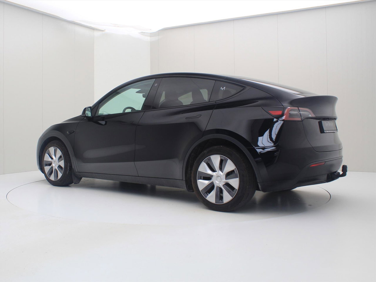 Tesla Model Y Long Range AWD 75kWh 351pk 93% SoH [ TREKHAAK+AMD RYZEN+AUTOPILOT+19 INCH+PREMIUM AUDIO ] 4