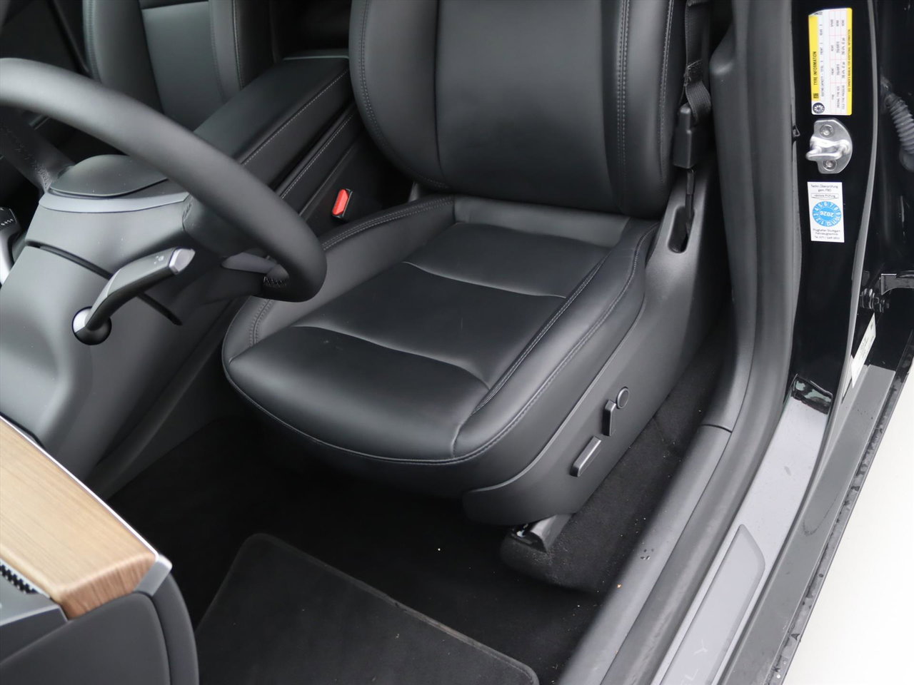 Tesla Model Y Long Range AWD 75kWh 351pk 93% SoH [ TREKHAAK+AMD RYZEN+AUTOPILOT+19 INCH+PREMIUM AUDIO ] 27