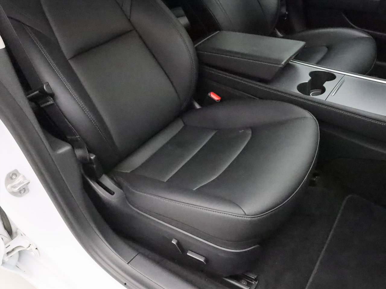 Tesla Model 3 Long-Range AWD 351pk 75 kWh 90.6% SoH UPGRADE [ TREKHAAK+AMD RYZEN+WARMTEPOMP+AUTOPILOT ] 15