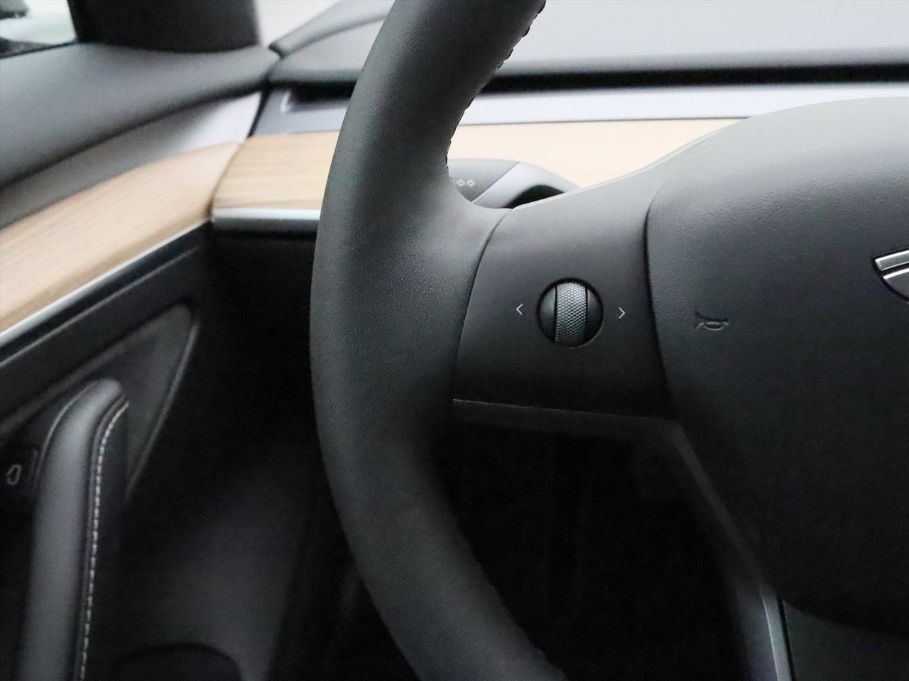 Tesla Model 3 Standard RWD Plus UPGRADE 94.6% SoH [ LFP-ACCU+WARMTEPOMP+AUTOPILOT+60 kWh ] 28