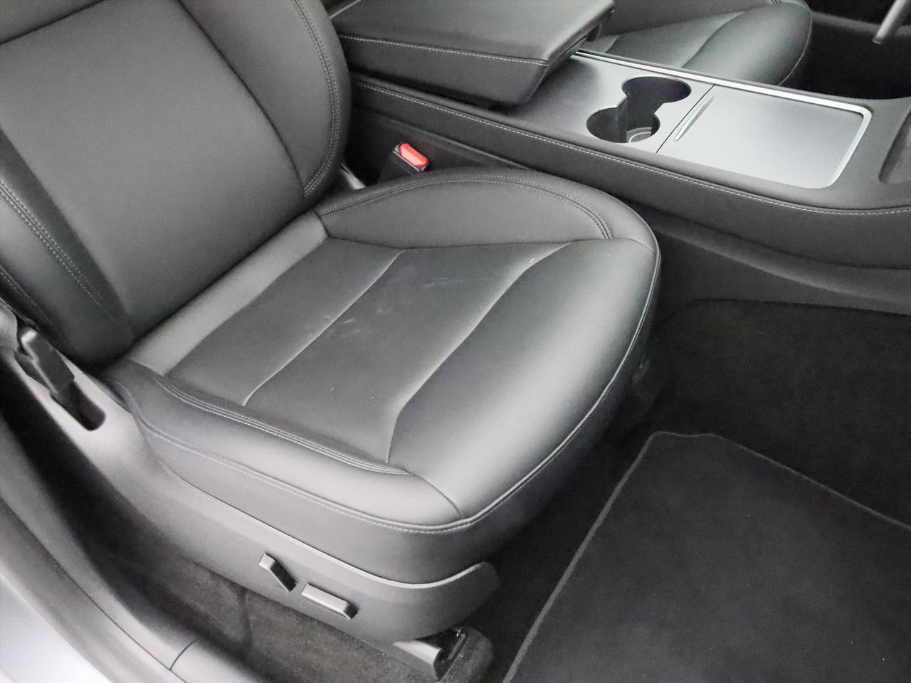 Tesla Model Y Long Range AWD 75kWh 351pk 94,3% SoH [ AMD RYZEN+ENHANCED AUTOPILOT+20 INCH+PREMIUM AUDIO ] 12