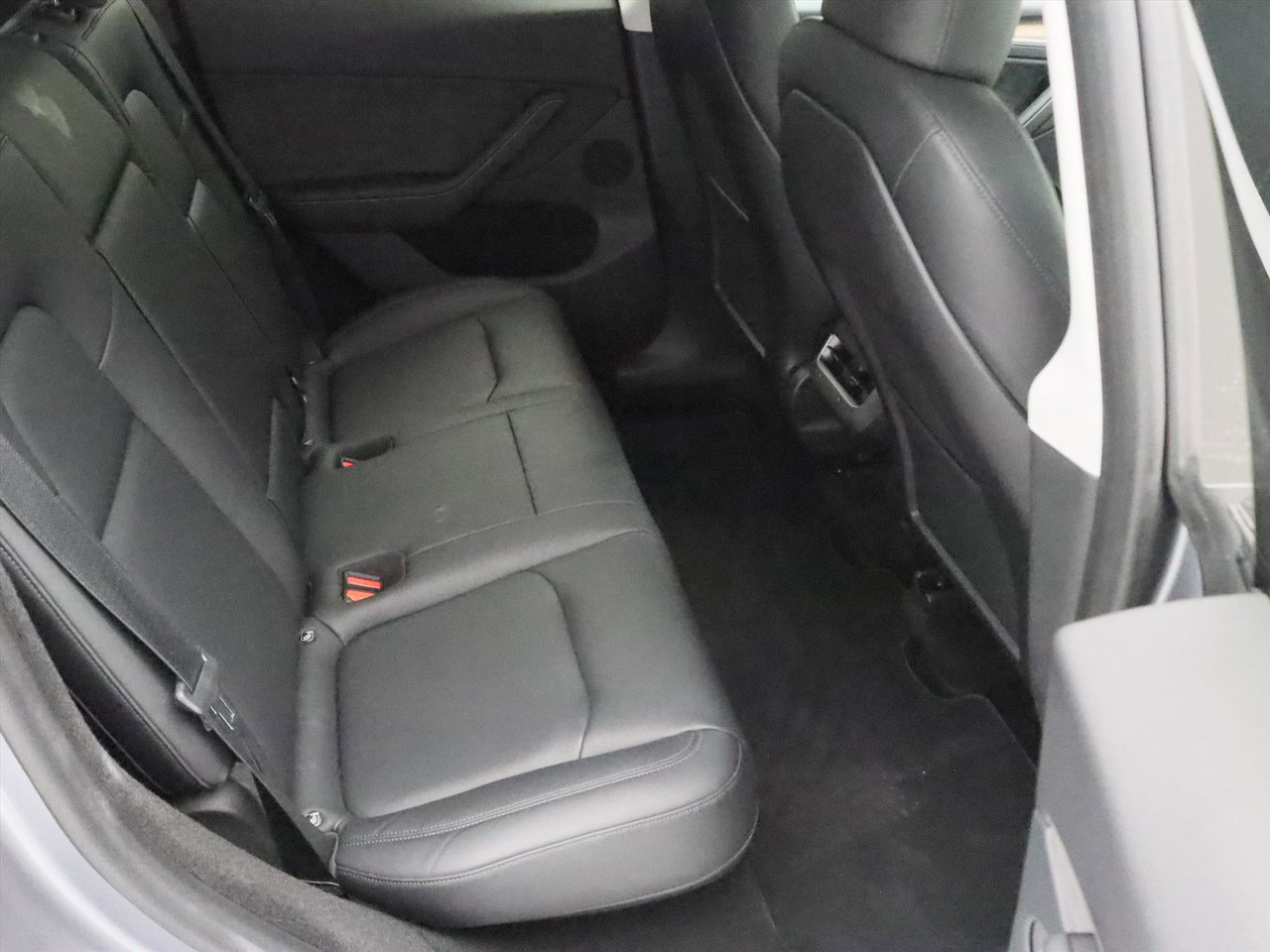 Tesla Model Y Long Range AWD 75kWh 351pk 94,3% SoH [ AMD RYZEN+ENHANCED AUTOPILOT+20 INCH+PREMIUM AUDIO ] 9
