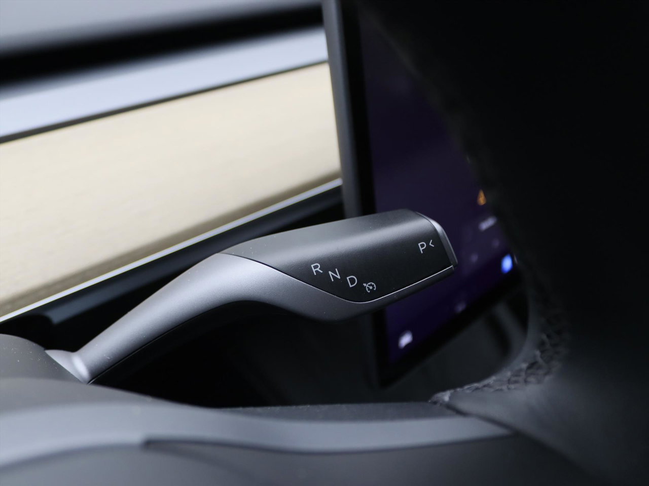 Tesla Model Y Standard RWD Plus 95.2% SoH [ AMD RYZEN+AUTOPILOT+19 INCH+PREMIUM AUDIO ] 26