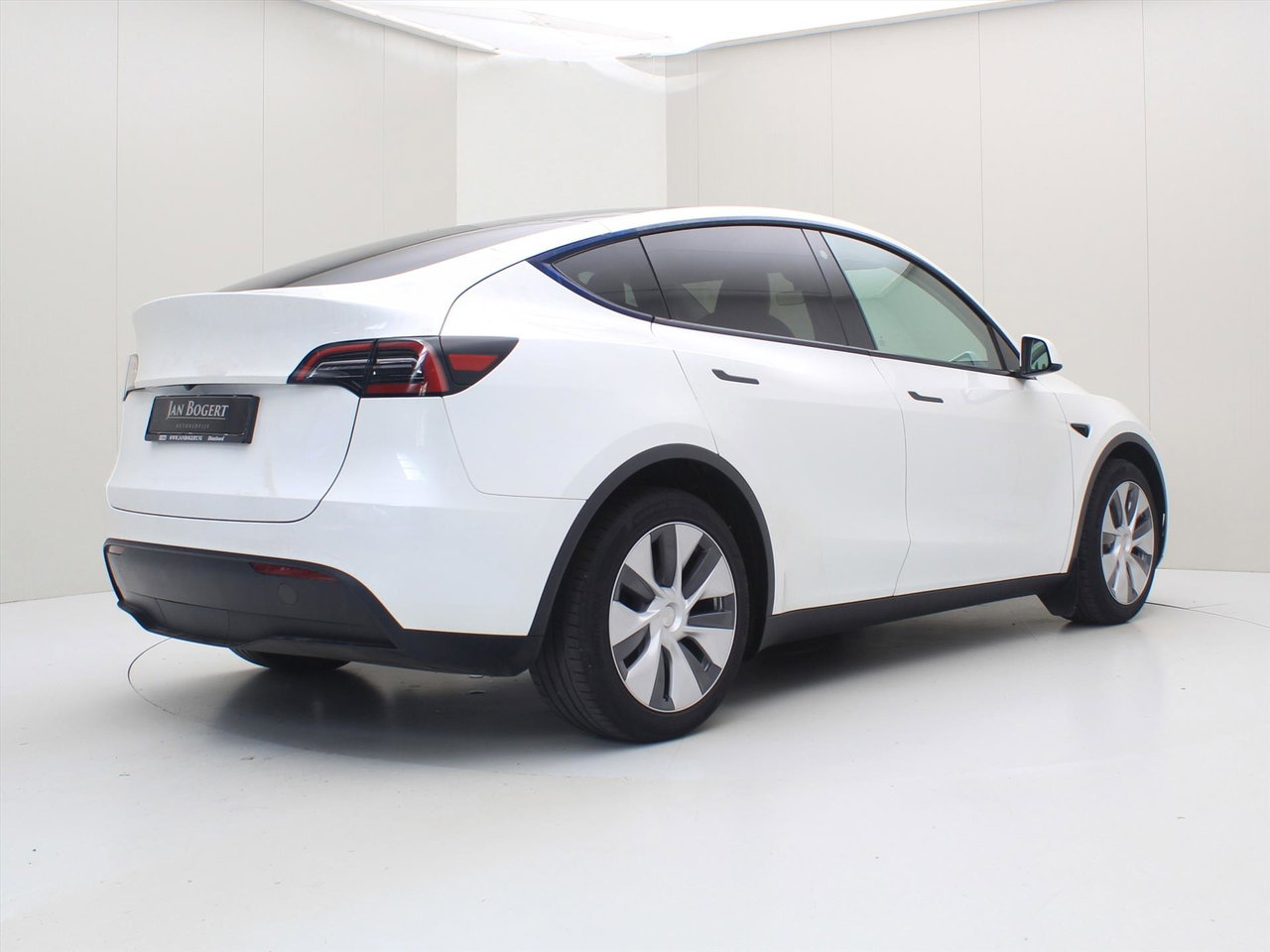 Tesla Model Y Long Range AWD 75kWh 351pk 92.2% SoH [ AMD RYZEN+AUTOPILOT+19 INCH+PREMIUM AUDIO ] 4