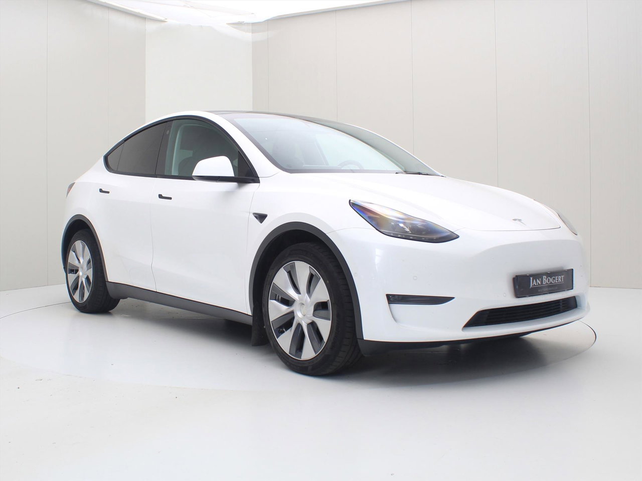 Tesla Model Y Long Range AWD 75kWh 351pk [ AMD RYZEN+AUTOPILOT+19 INCH+PREMIUM AUDIO ] 4
