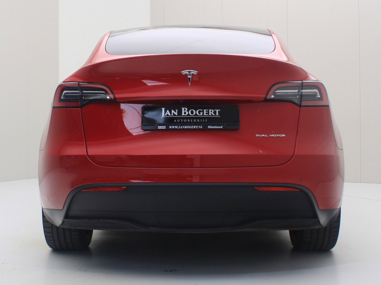 Tesla Model Y Long Range AWD 75kWh 351pk [ AMD RYZEN+AUTOPILOT+20 INCH+PREMIUM AUDIO ] 6