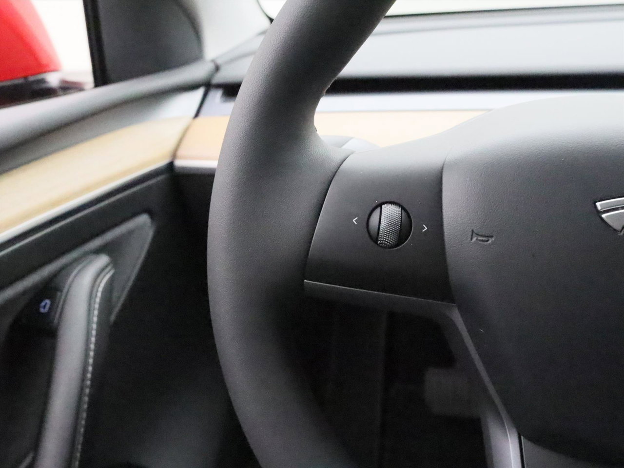 Tesla Model Y Long Range AWD 75kWh 351pk [ AMD RYZEN+AUTOPILOT+20 INCH+PREMIUM AUDIO ] 27