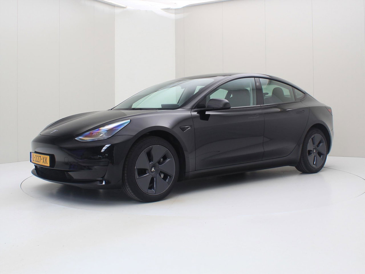 Tesla Model 3 Standard RWD Plus FACELIFT [ LFP-ACCU+WARMTEPOMP+AUTOPILOT+60 kWh+PREMIUM AUDIO ] 7