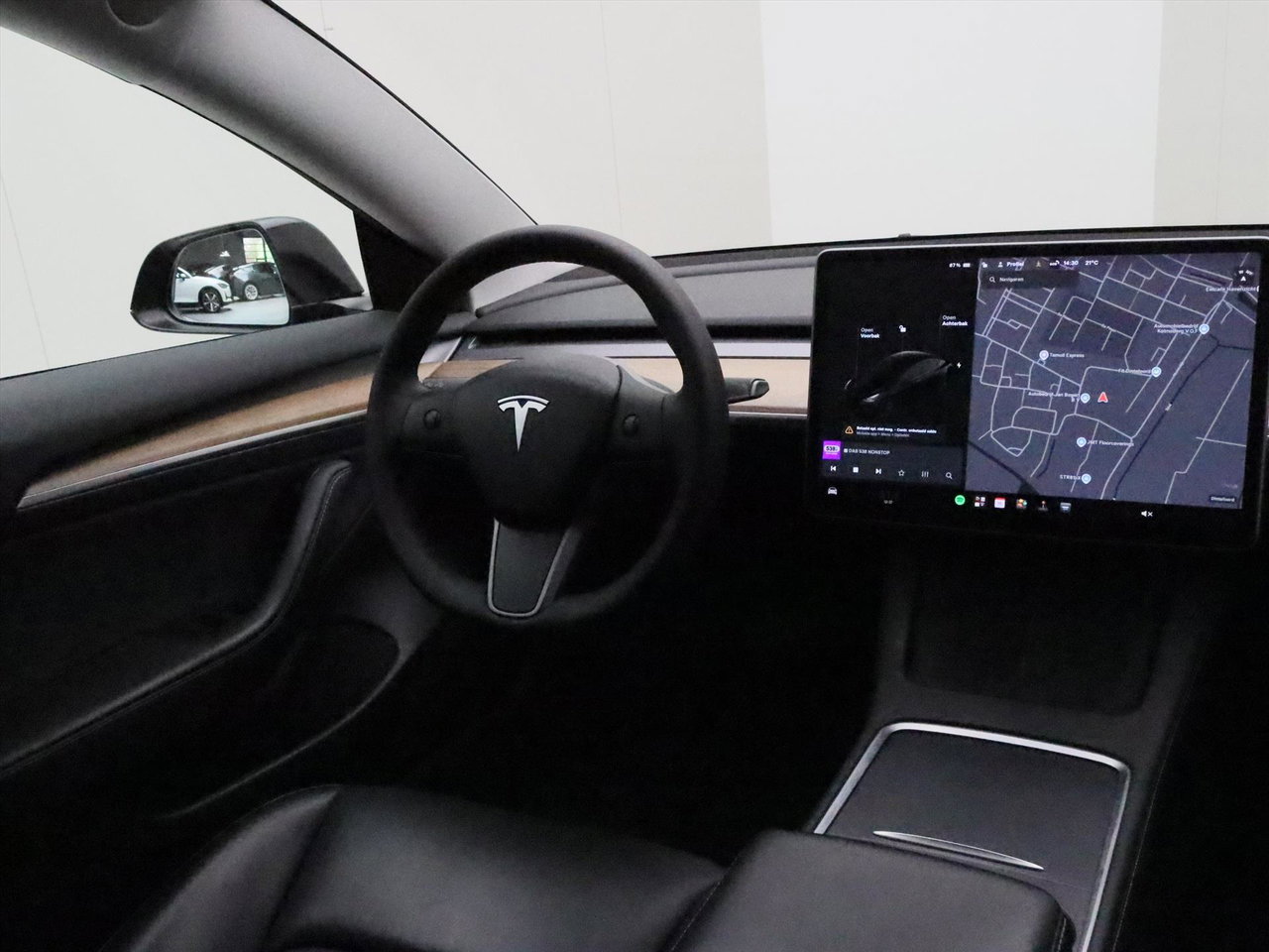 Tesla Model 3 Standard RWD Plus FACELIFT [ LFP-ACCU+WARMTEPOMP+AUTOPILOT+60 kWh+PREMIUM AUDIO ] 8