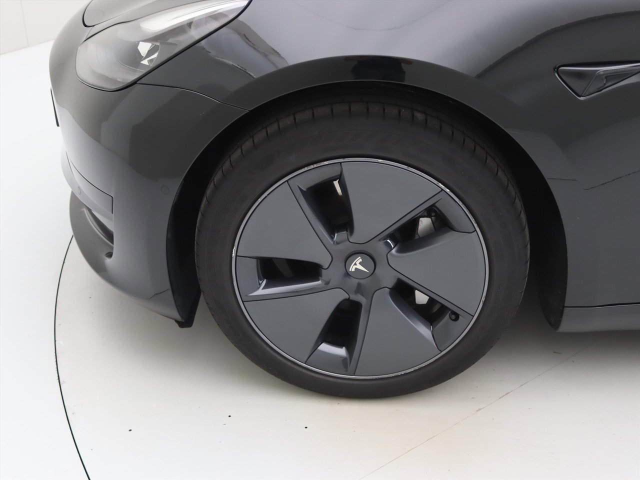Tesla Model 3 Standard RWD Plus FACELIFT [ LFP-ACCU+WARMTEPOMP+AUTOPILOT+60 kWh+PREMIUM AUDIO ] 11