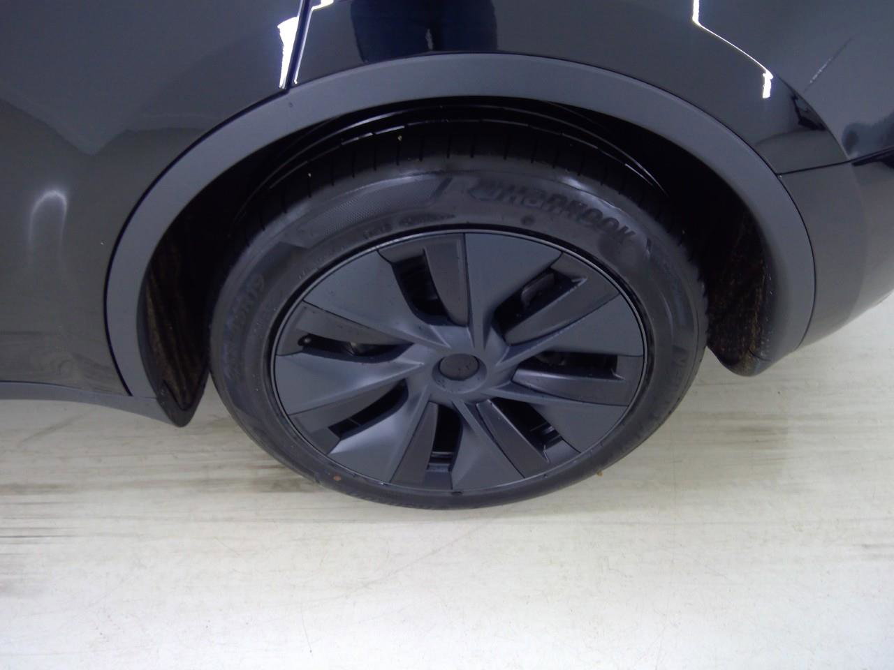 Tesla Model Y Long-Range RWD 299pk 97.9% SoH [ HW4+FSD MOGELIJK!+600KM WLTP+19 INCH+AUTOPILOT ] 13