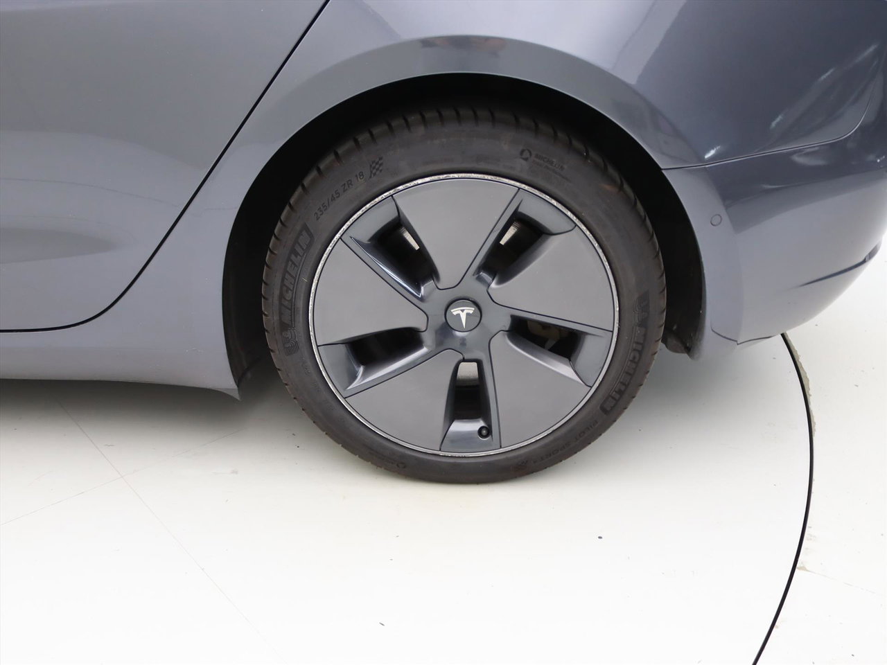 Tesla Model 3 Long-Range AWD 351pk 75 kWh FACELIFT 88.9% SoH [ WARMTEPOMP+AUTOPILOT+620KM WLTP ] 23