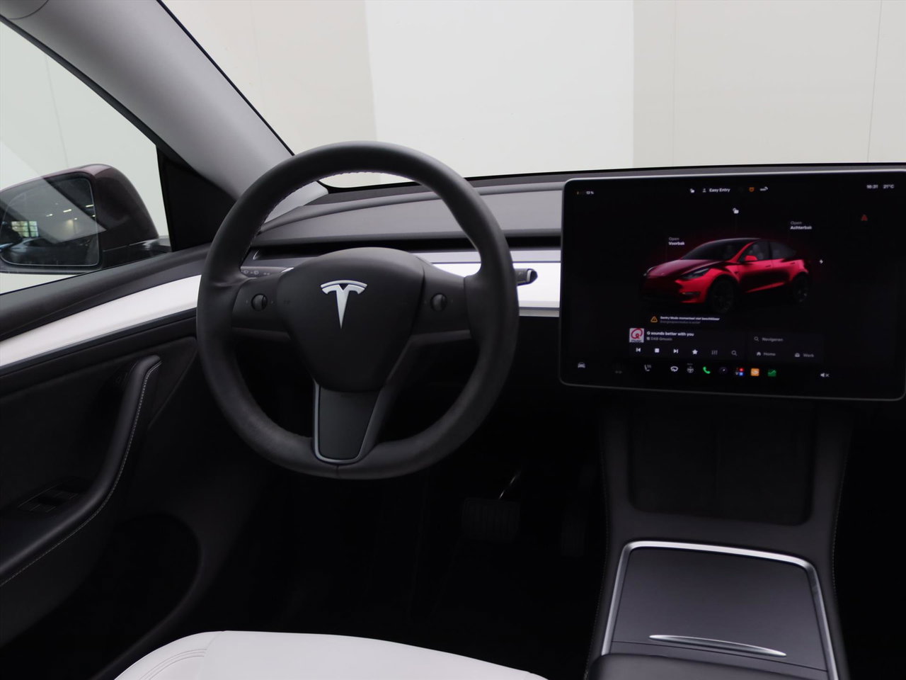 Tesla Model Y Long Range AWD 75kWh 351pk 90.5% SoH [CHERRY RED+FSD+WIT LEDER+ AMD RYZEN+AUTOPILOT+20 INCH ] 16