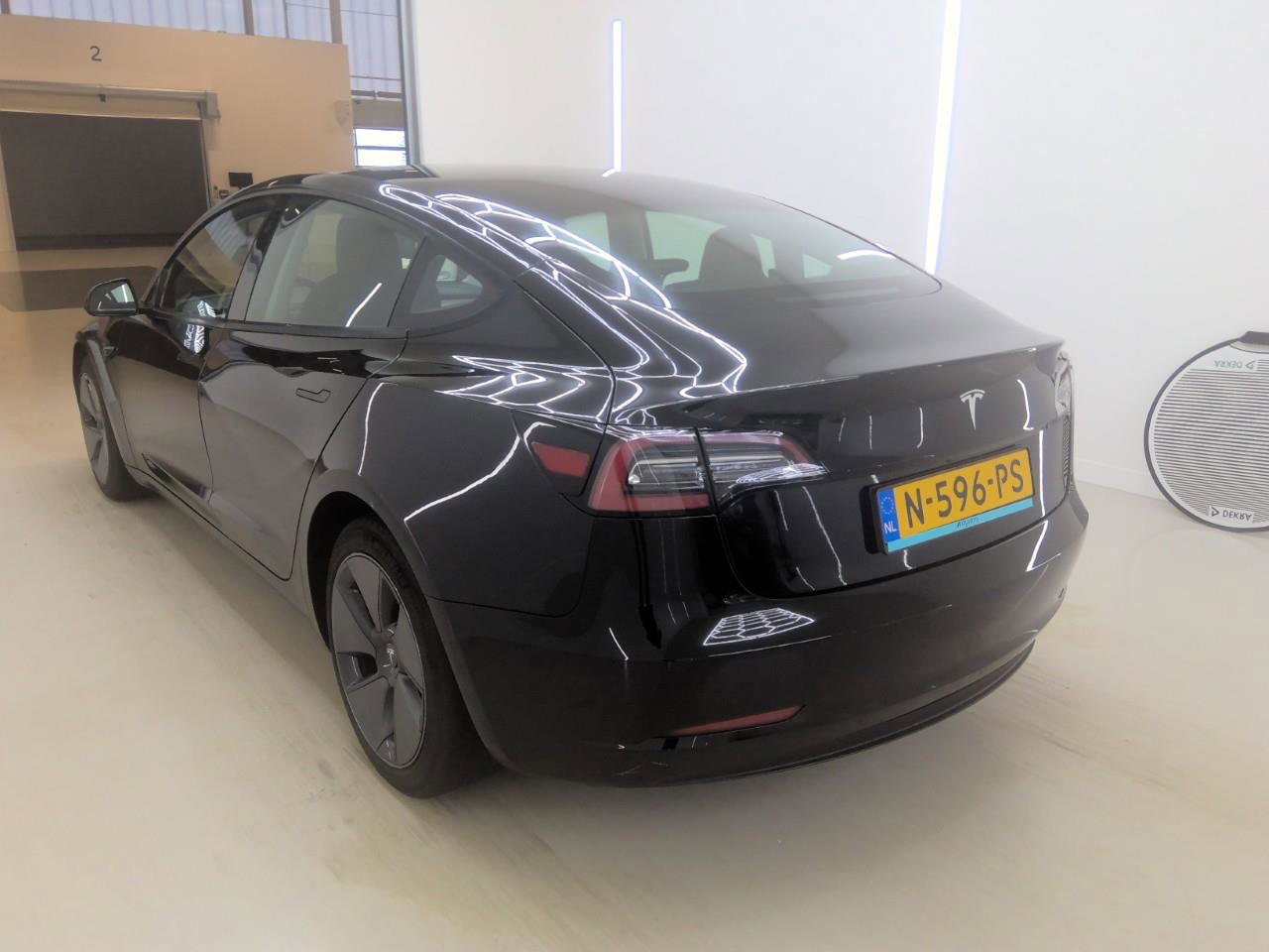 Tesla Model 3 Standard RWD Plus 89.3% SoH FACELIFT [ LFP-ACCU+WARMTEPOMP+AUTOPILOT+PREMIUM AUDIO ] 6