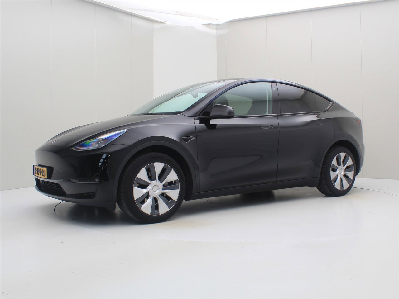 Tesla Model Y Long Range AWD 75kWh 351pk AMD RYZEN 92,5% SoH [ AUTOPILOT+19 INCH+PREMIUM AUDIO ] 9
