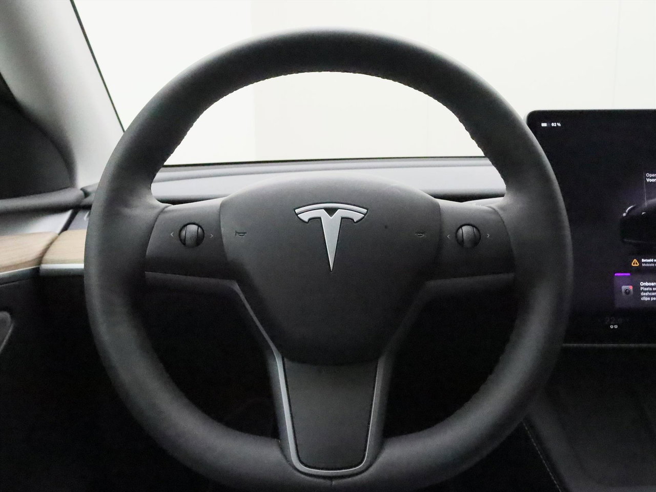 Tesla Model Y Long Range AWD 75kWh 351pk AMD RYZEN 92,5% SoH [ AUTOPILOT+19 INCH+PREMIUM AUDIO ] 16
