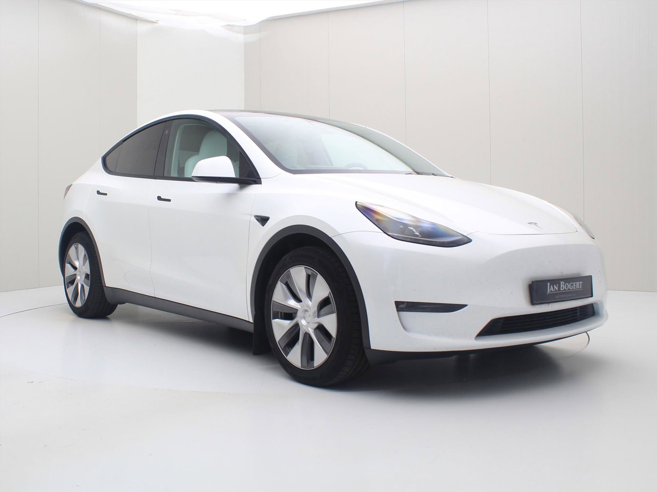 Tesla Model Y Long Range AWD 75kWh 351pk 94.1% SoH [ WIT LEDER+AMD RYZEN+AUTOPILOT+19 INCH+PREMIUM AUDIO ] 6