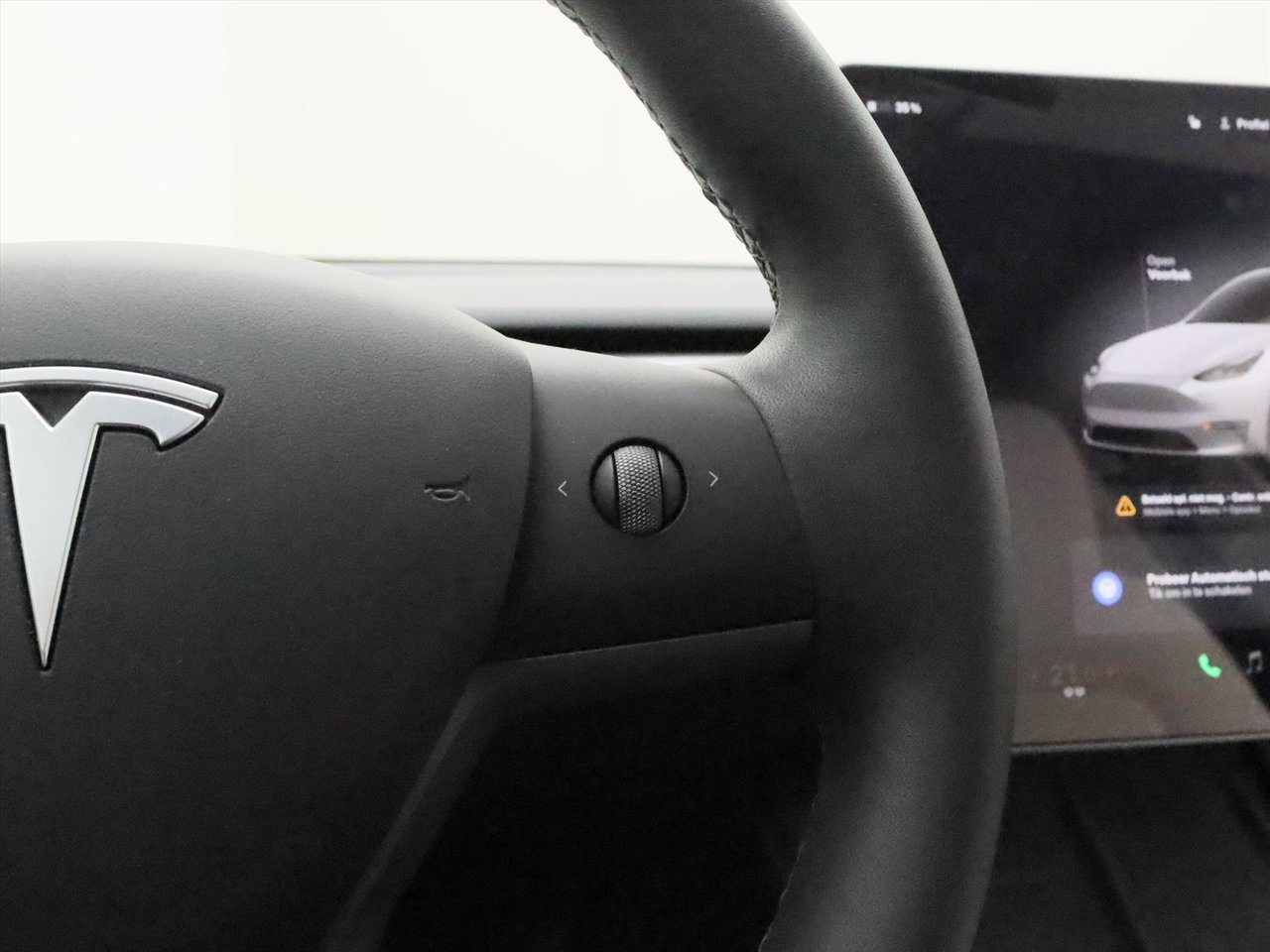 Tesla Model Y Long Range AWD 75kWh 351pk 94.1% SoH [ WIT LEDER+AMD RYZEN+AUTOPILOT+19 INCH+PREMIUM AUDIO ] 23