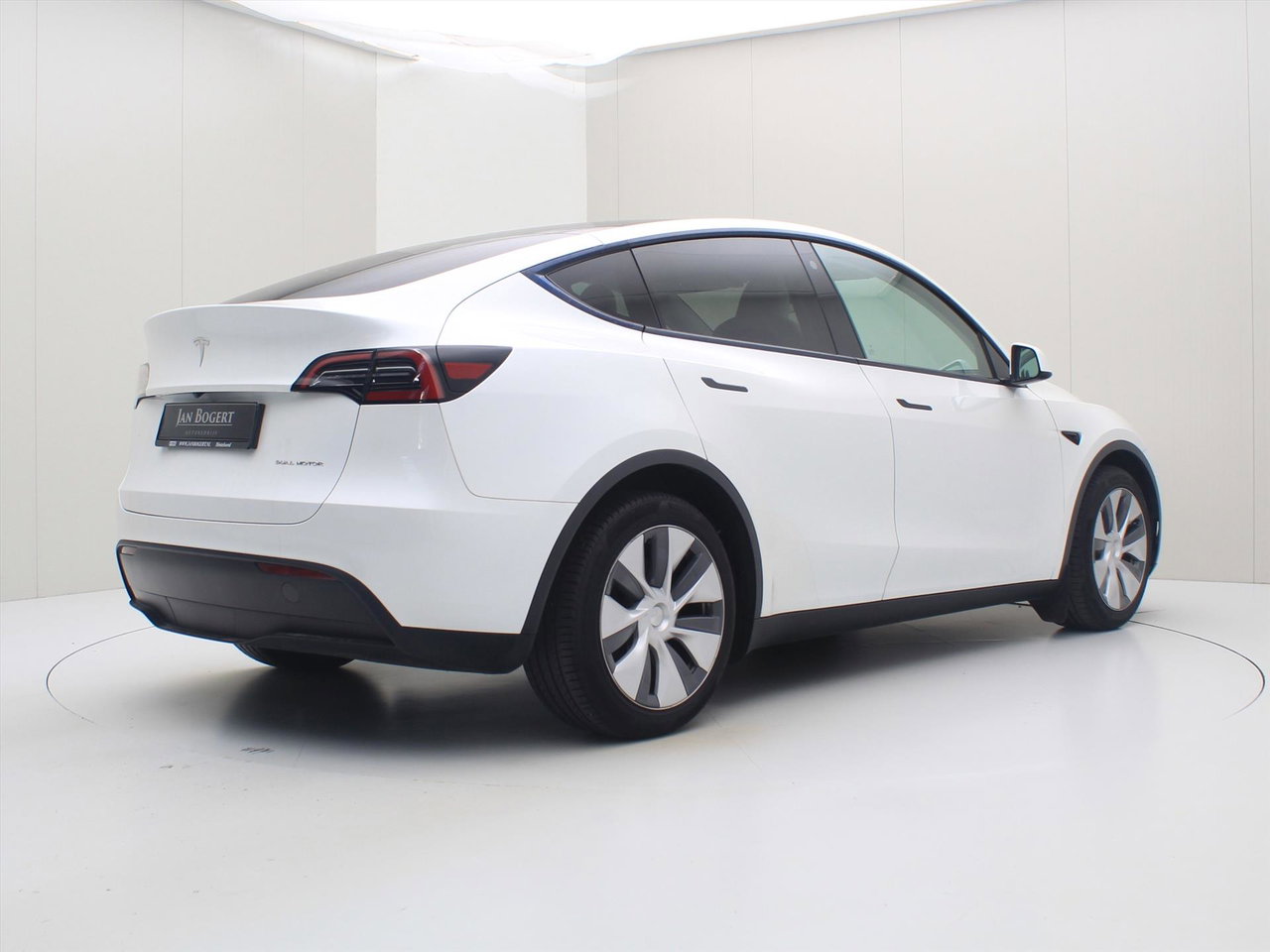 Tesla Model Y Long Range AWD 75kWh 351pk 94.1% SoH [ WIT LEDER+AMD RYZEN+AUTOPILOT+19 INCH+PREMIUM AUDIO ] 4