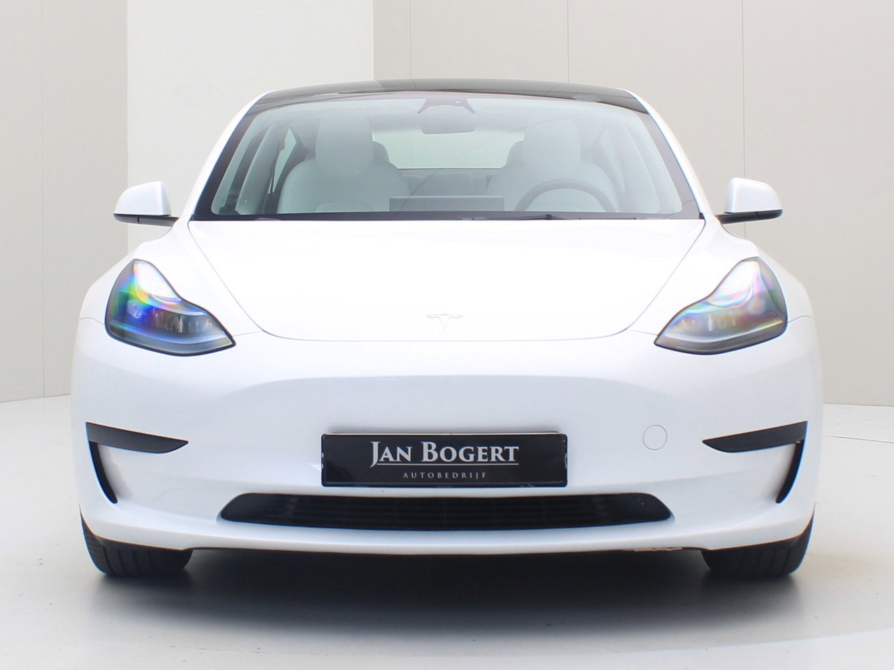 Tesla Model 3 Standard RWD Plus 96.3% SoH UPGRADE [ WIT LEDER+AMD RYZEN+LFP-ACCU+WARMTEPOMP+AUTOPILOT ] 5