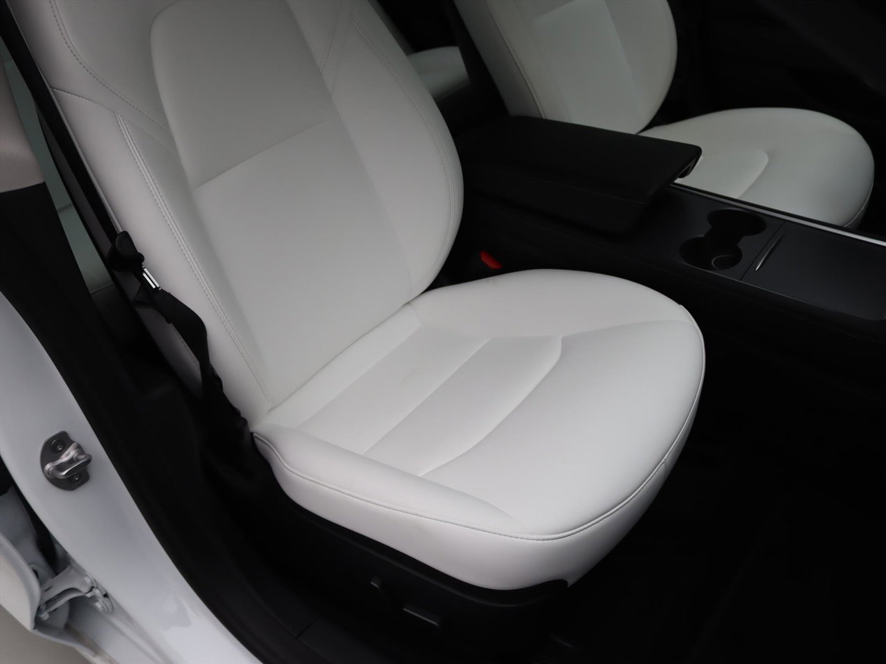Tesla Model 3 Standard RWD Plus 96.3% SoH UPGRADE [ WIT LEDER+AMD RYZEN+LFP-ACCU+WARMTEPOMP+AUTOPILOT ] 15