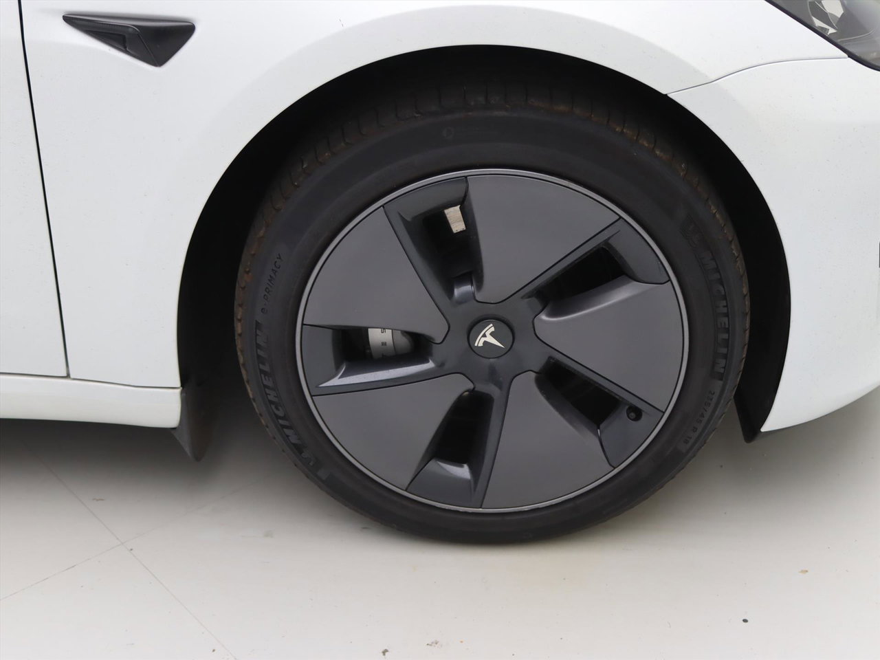 Tesla Model 3 Standard RWD Plus 96.3% SoH UPGRADE [ WIT LEDER+AMD RYZEN+LFP-ACCU+WARMTEPOMP+AUTOPILOT ] 10
