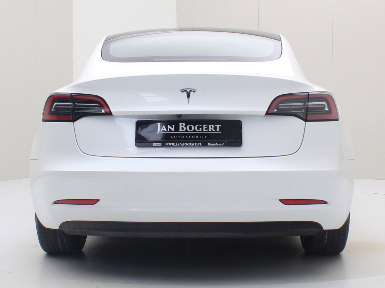 Tesla Model 3 Standard RWD Plus 96.4% SoH UPGRADE [ ENHANCED AUTOPILOT+AMD RYZEN+LFP-ACCU+WARMTEPOMP+AUTOPILOT ] 6