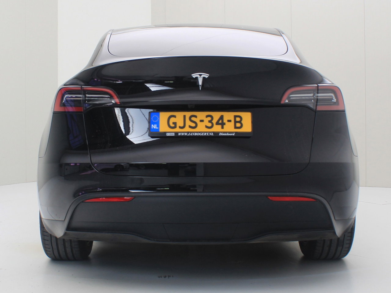 Tesla Model Y Standard RWD Plus 351pk [ HW4+FSD SUPERVISED €99 P/M+RYZEN AMD+LFP ACCU+AUTOPILOT+19 INCH ] 6