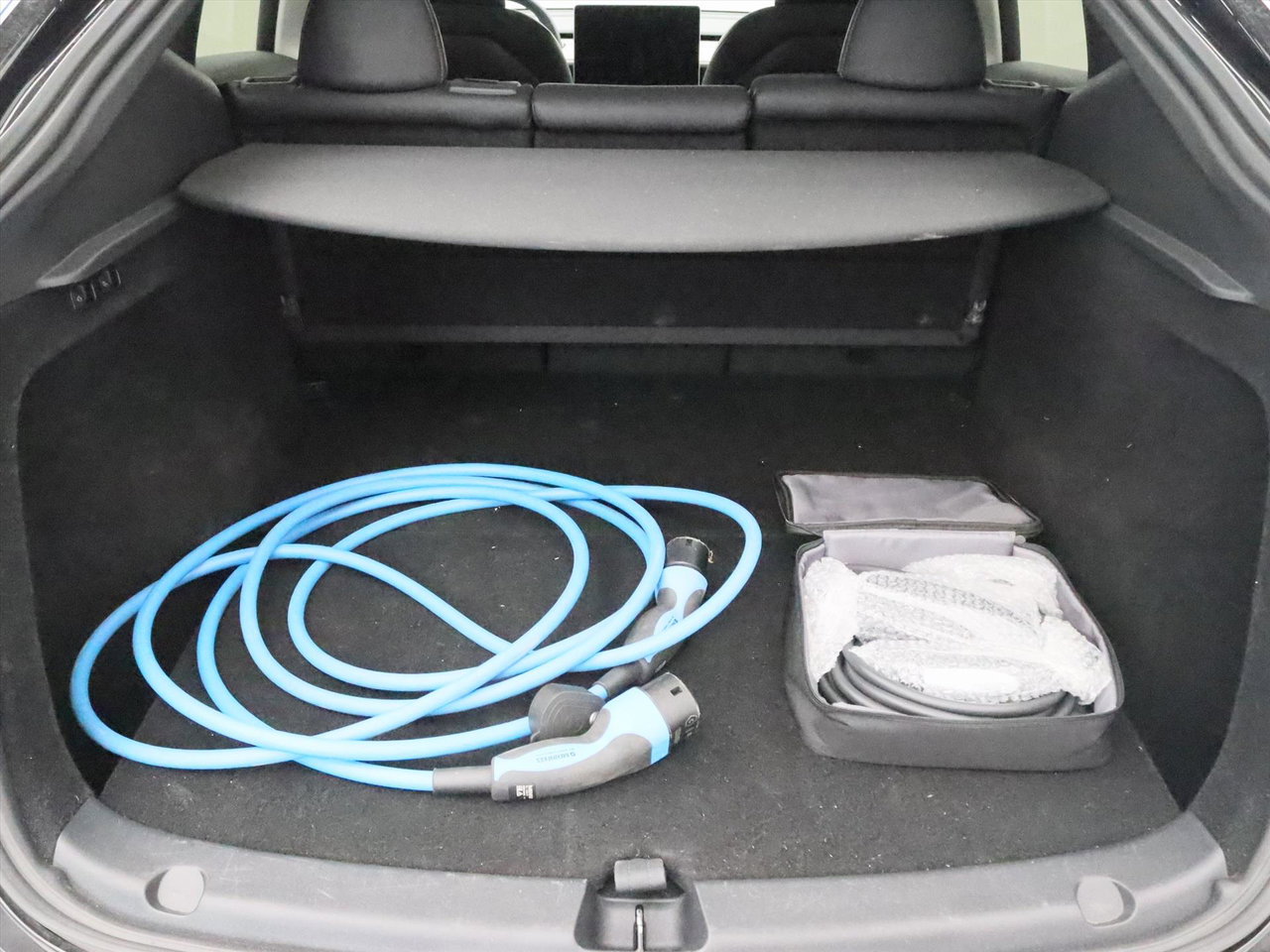 Tesla Model Y Standard RWD Plus 351pk [ HW4+FSD SUPERVISED €99 P/M+RYZEN AMD+LFP ACCU+AUTOPILOT+19 INCH ] 24