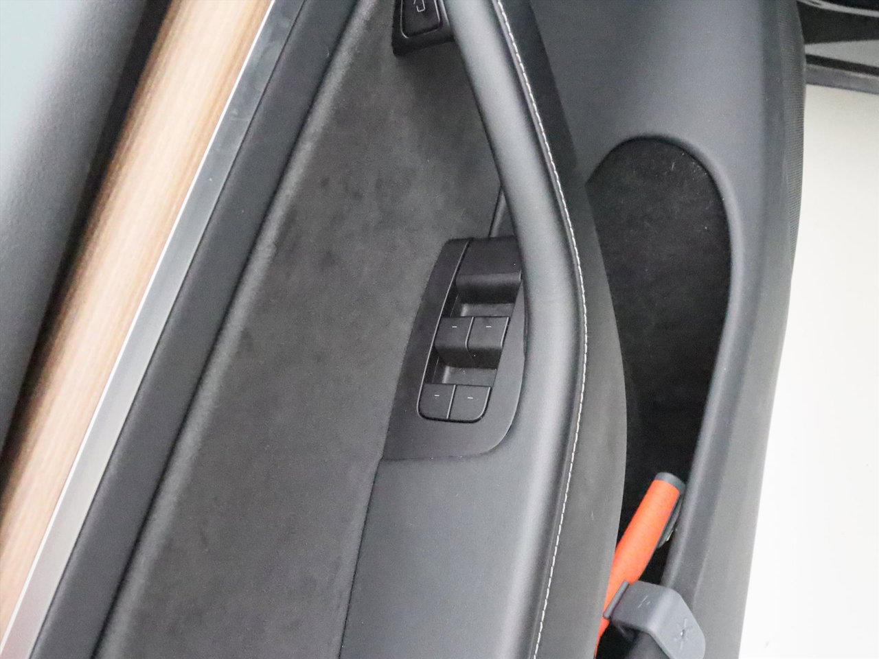 Tesla Model Y Standard RWD Plus 351pk [ HW4+FSD SUPERVISED €99 P/M+RYZEN AMD+LFP ACCU+AUTOPILOT+19 INCH ] 28